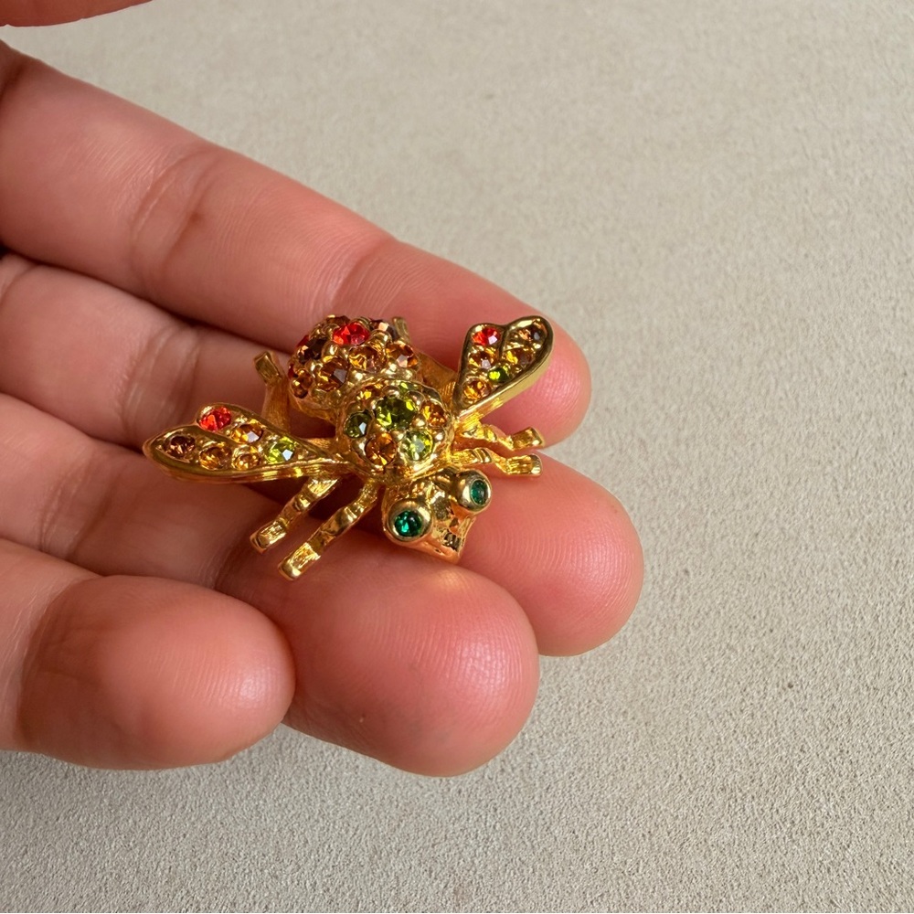 Joan Rivers Gold Tone multi colored Brooch Pin - Picture 6 of 7